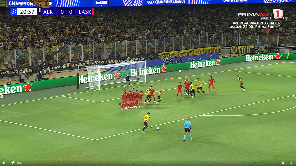 Răzvan Marin are Grecia la picioare! UEFA l-a desemnat MVP la debutul în Liga Campionilor: „A făcut-o precum Julio Cesar”