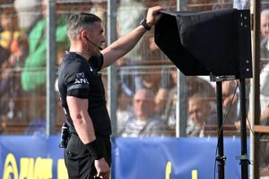 UEFA a modificat 10 reguli impuse de FIFA, la startul Champions League! » Se aplică și în Superliga, Istvan Kovacs a fost vizat