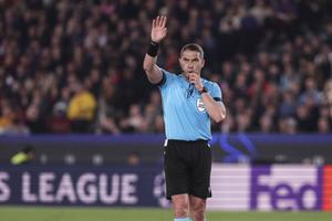 Noi directive de arbitraj lansate de UEFA » 10 reguli actualizate, Istvan Kovacs a fost vizat: „Ne-am săturat de interpretări”