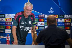 Povestea tristă din spatele cadoului primit de Mourinho: „Cea mai cumplită durere pe care o poate trăi un tată”