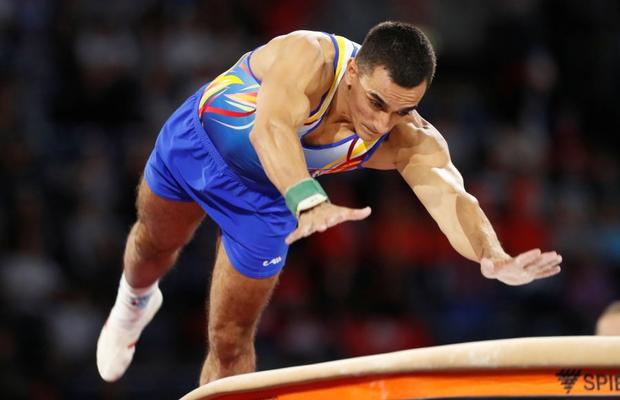 CM DE GIMNASTICĂ // Unicul Marian Drăgulescu » Merge la Jocurile Olimpice de la Tokyo 2020