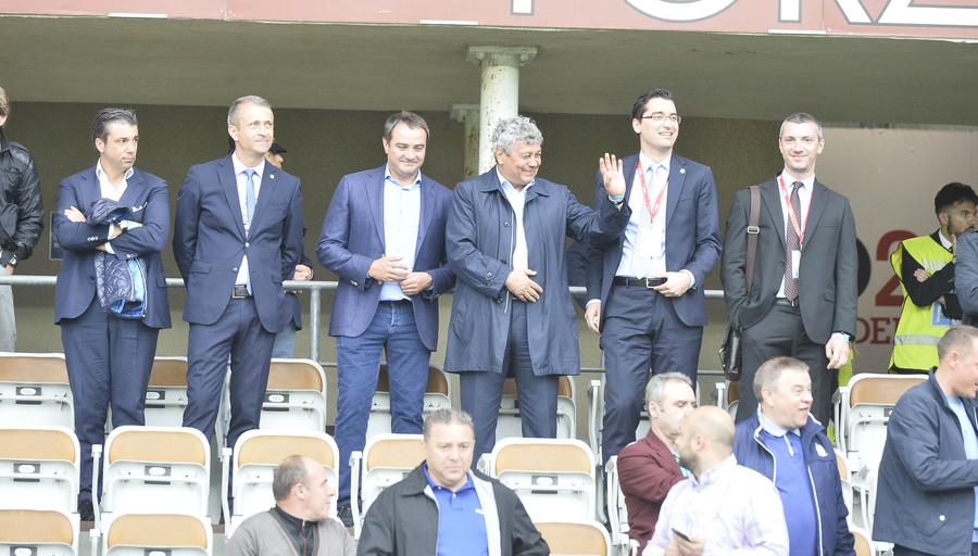 Secretul din offshore: a făcut Daum jocurile impresarilor? Document din Malta: selecționer-client pentru agenții cărora le-a convocat cei mai mulți fotbaliști