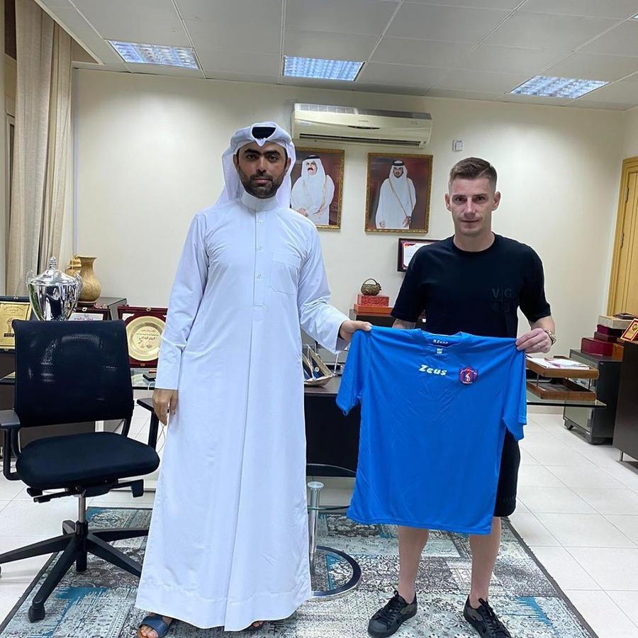 Vali Lazăr, prezentat la Al Shahania // foto: Instagram @ v.lazar8 OFICIAL Vali Lazăr, prezentat la noua echipă » Fostul dinamovist va juca alături de un fotbalist celebru!