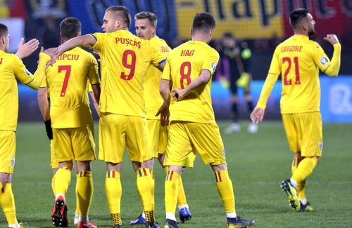 Islandezii au analizat atent naționala lui Mirel Rădoi și s-au oprit asupra a doi jucători. E vorba despre Ianis Hagi, mijlocașul de la Rangers, și de George Pușcaș, vârful lui Reading.