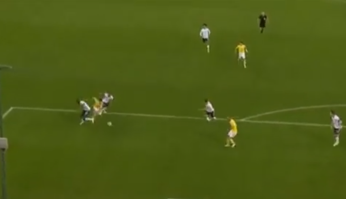 Ianis Hagi, elogiat de un rival după golul de la Hamburg: „Face exact ce ne obișnuise tatăl său!”