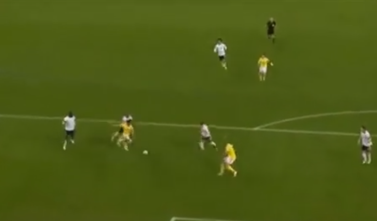 Ianis Hagi, elogiat de un rival după golul de la Hamburg: „Face exact ce ne obișnuise tatăl său!”