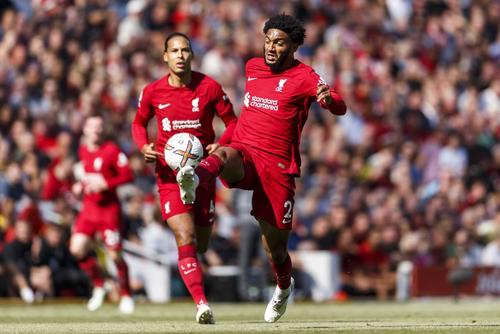 Joe Gomez este aproape de a ajunge la Lazio.
FOTO: Imago Images
