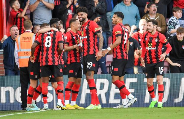 Încă un club din Premier League a fost cumpărat de americani! Lista formațiilor engleze deținute de oameni de afaceri de peste ocean