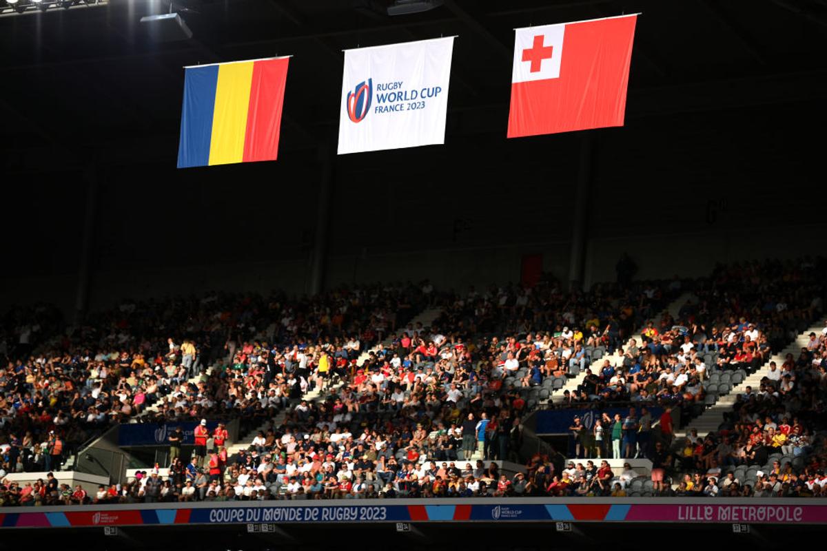 Tonga - România, Florin Surugiu în lacrimi