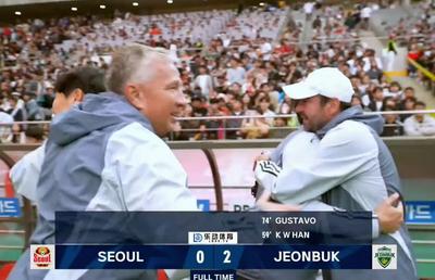 Seoul - Jeonbuk 0-2 » Să mai zică Dan de VAR! Petrescu își salvează postul cu o victorie decisivă, într-un meci de totul sau nimic