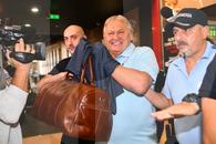 Dănuț Lupu, încătușat pe aeroport și preluat de autorități » Toate imaginile venite de la reporterii GSP