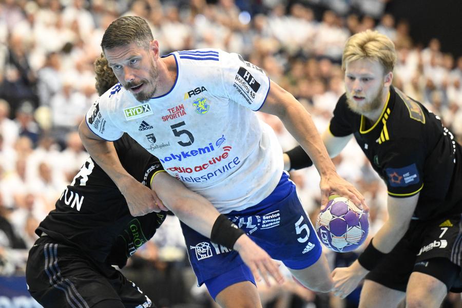 Kim Andersson, veteranul de 42 de ani de la Ystads. Foto: Imago Images CSM Constanța - Ystads » Dobrogenii vor să debuteze cu victorie în EHF European League