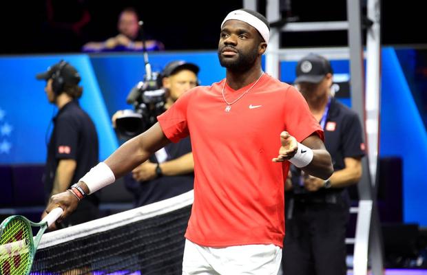 Frances Tiafoe, reacție nervoasă după înfrângerea cu Safiullin de la Shanghai »  Americanul a strigat la arbitru