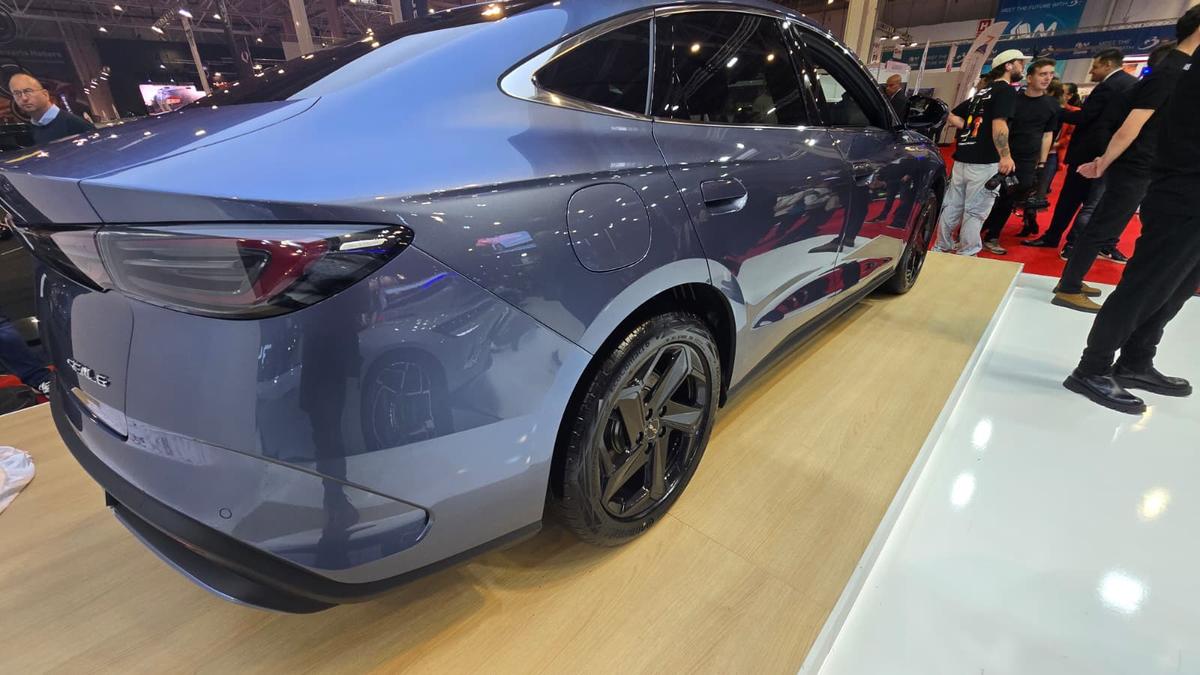 BYD SEAL 6 DM-i