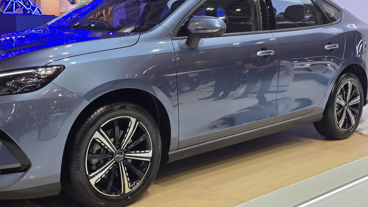 BYD SEAL 5 DM-i