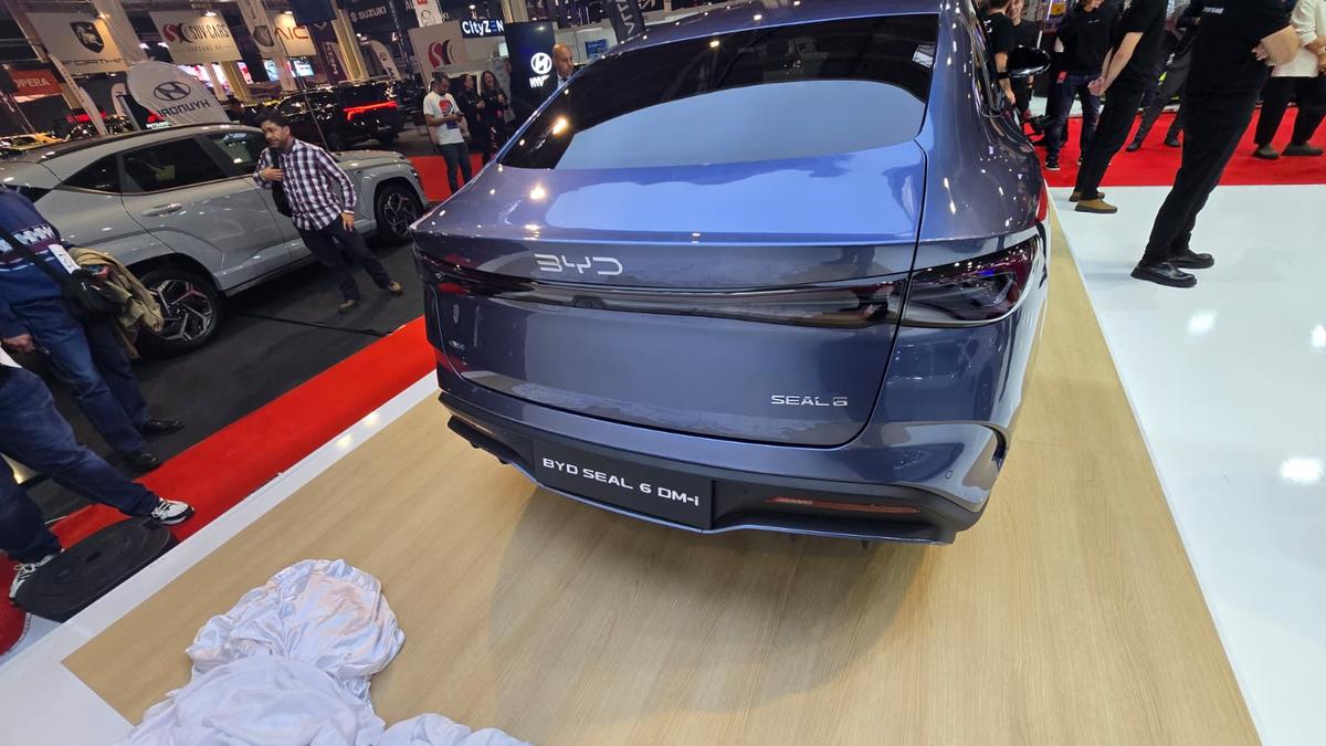 BYD SEAL 6 DM-i