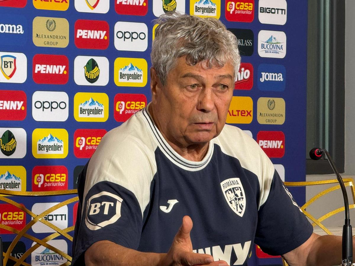 Mircea Lucescu și Ianis Hagi, conferința de presă premergătoare duelului România - Moldova. Foto: Sergiu Alexandru (GSP)