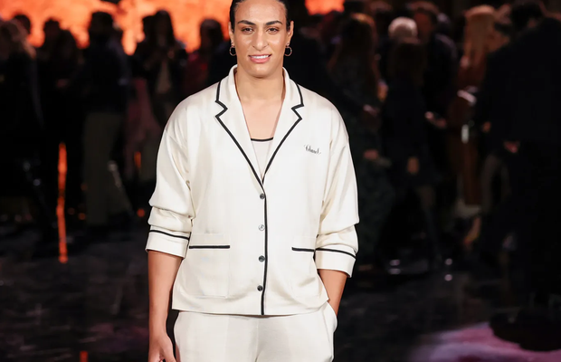 Imane Khelif, într-o ținută Chanel la Săptămâna Modei de la Paris: „Eleganță! O sărbătoare eternă a frumuseții” » Imaginile devenite virale
