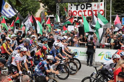 Proteste pro-Palestina în timpul Turului ciclist al Spaniei / Foto: Imago Images