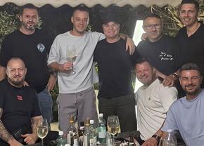 Reacția serii, după imaginea cu staff-ul naționalei la șpriț cu Nicu Gheară: „Sunt români din Diaspora care te cheamă. Ți-e drag să stai cu ei, dar trebuie să-ți alegi momentul”