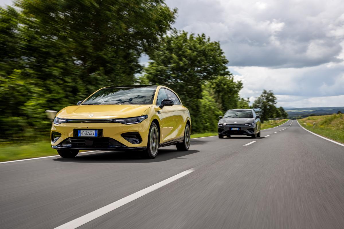 O nouă mașină își face debutul în România » Costă sub 30.000 de euro și a fost prezentată la Salonul Auto București