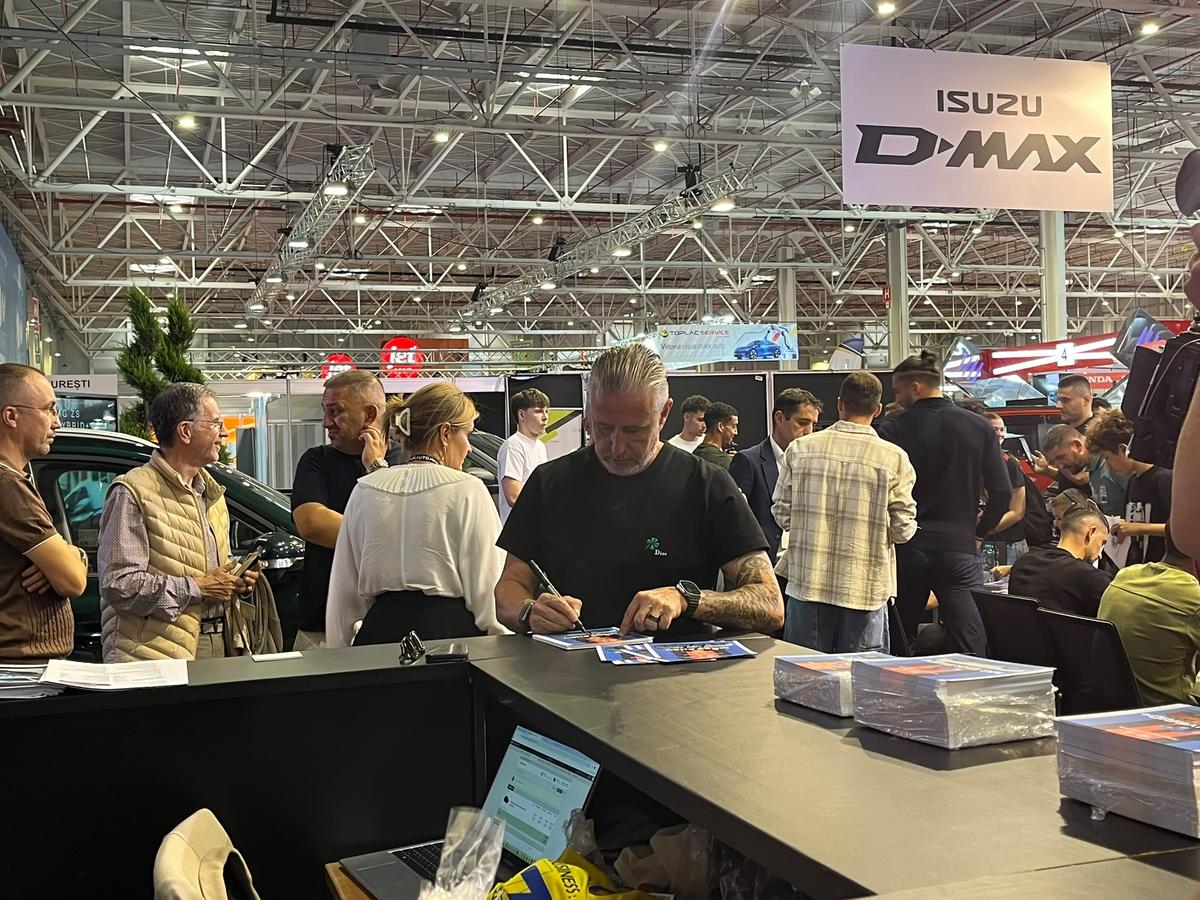 FCSB, la Salonul Auto București
