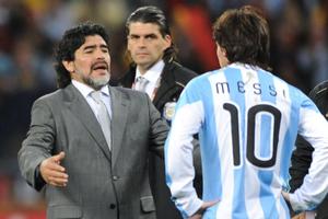 Scandal uriaș cu diplome false de antrenor » Fostul secund al lui Maradona este implicat