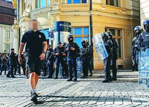 Fanii Timișoarei și Stelei, conflict pe străzile din Sibiu » Jandarmii au fost nevoiți să intervină