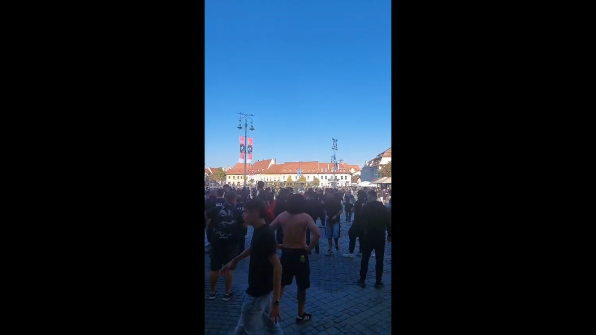 „Chemați întăriri!” » Incidente grave în Sibiu, în apropierea a două licee, înainte de Poli Timișoara - Steaua