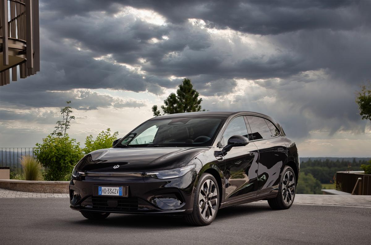 Lansare Leapmotor B05 in Romania