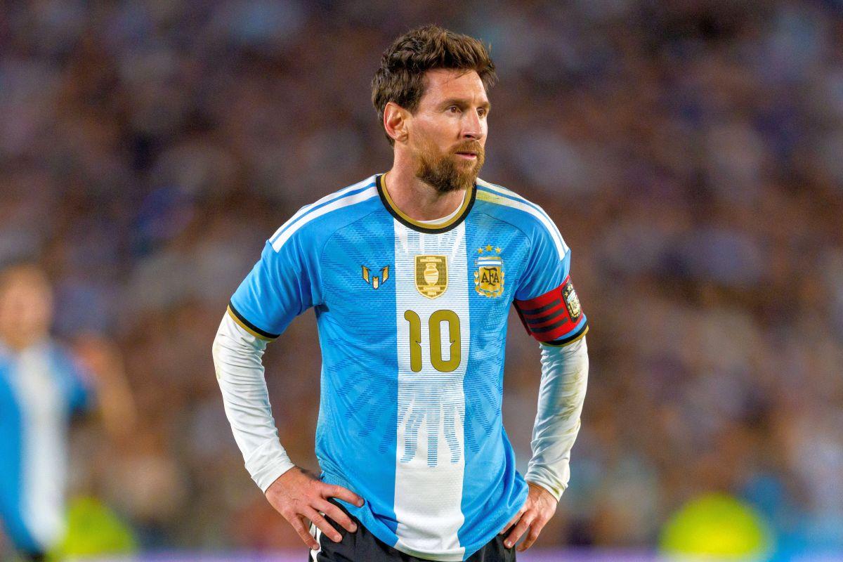 De ce nu poate Argentina să retragă tricoul cu numărul 10 purtat de Lionel Messi