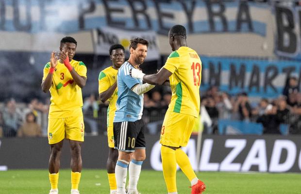 Benin se revoltă după meciul de „adio” al lui Leo Messi » De ce sunt acuzați argentinienii: „Securitatea a interzis”