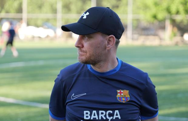 A câștigat două milioane de euro, dar i-a „spart” pe toți » Fostul fotbalist român trăiește cu 5000 de lei pe lună