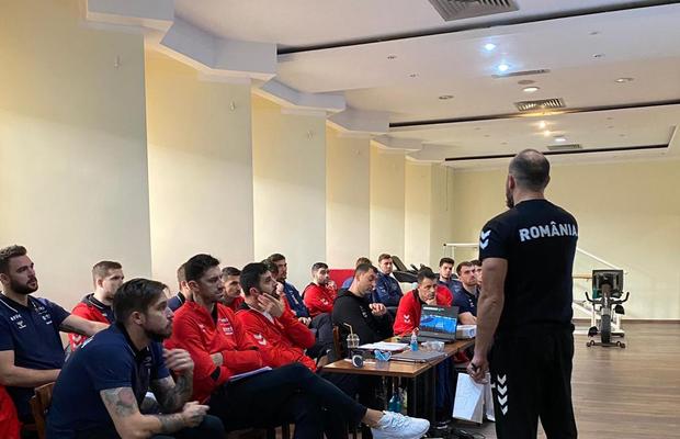 România joacă un meci crucial pentru calificarea la Euro 2022. Muntenegru e principala contracandidată la locul 2