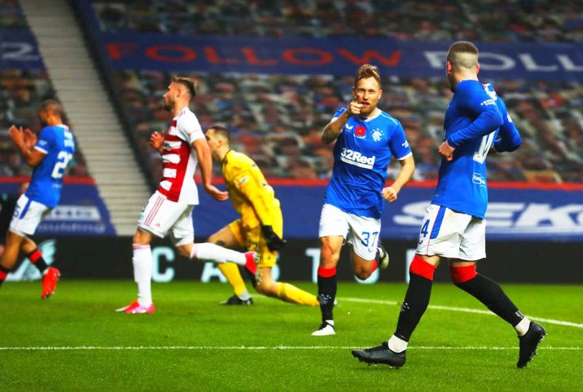 Ianis Hagi (22 de ani) este rezervă în Rangers - Hamilton, din runda cu numărul 14 a primei ligi din Scoția.