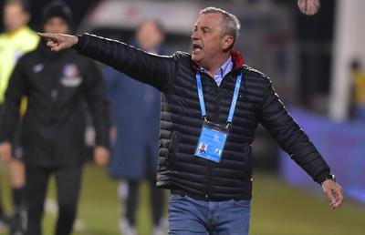 Mircea Rednic, criticat dur după ce l-a titularizat pe Sorescu împotriva lui CFR: „Nu avea ce să caute în teren. Total nepregătit!”