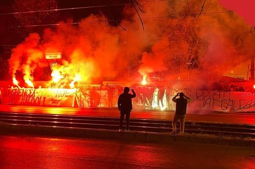 Peluza Sud Steaua, susținătoare a formației din Liga 2, amenință cu un „război” în cazul în care pe Ghencea va juca o altă echipă.