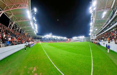Dinamo a jucat din nou în București » Câți suporteri au venit la primul meci intercluburi jucat pe „Arcul de Triumf”