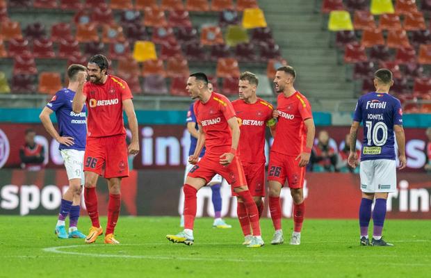 Jucătorii de la FCSB, criticați de Panduru: „Nu mi-a plăcut asta. Ai auzit pe cineva să spună asta?”