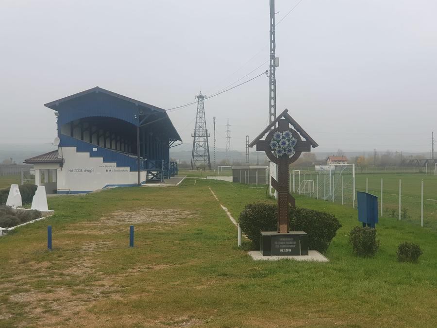 Povești de pe Stadionul Dragostei » Interviu cu Dan Roman, fost atacant la Gaz Metan, CFR Cluj și Botoșani, care acum antrenează revelația Cupei României