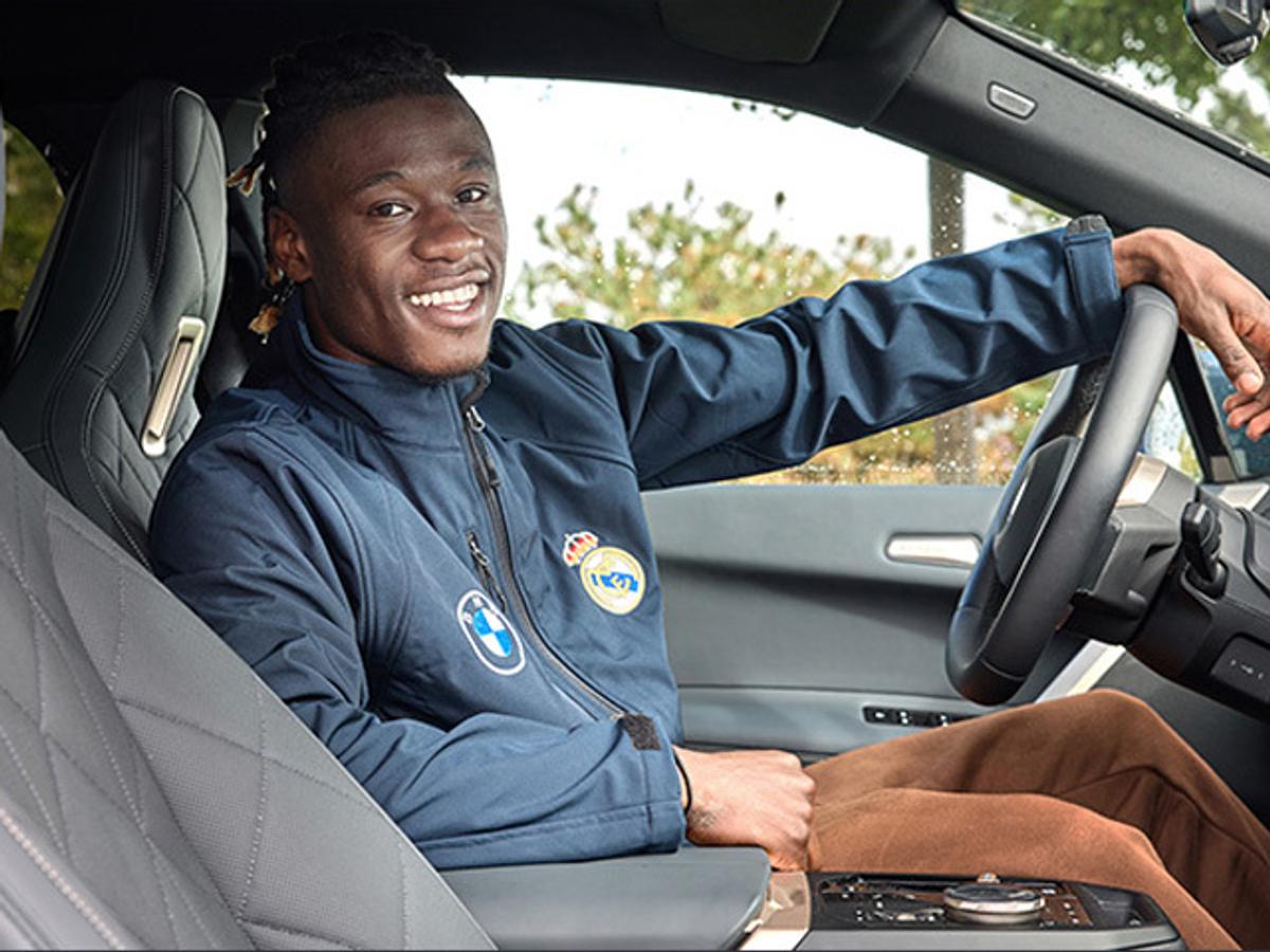 BMW vinde mașinile folosite de jucătorii lui Real Madrid