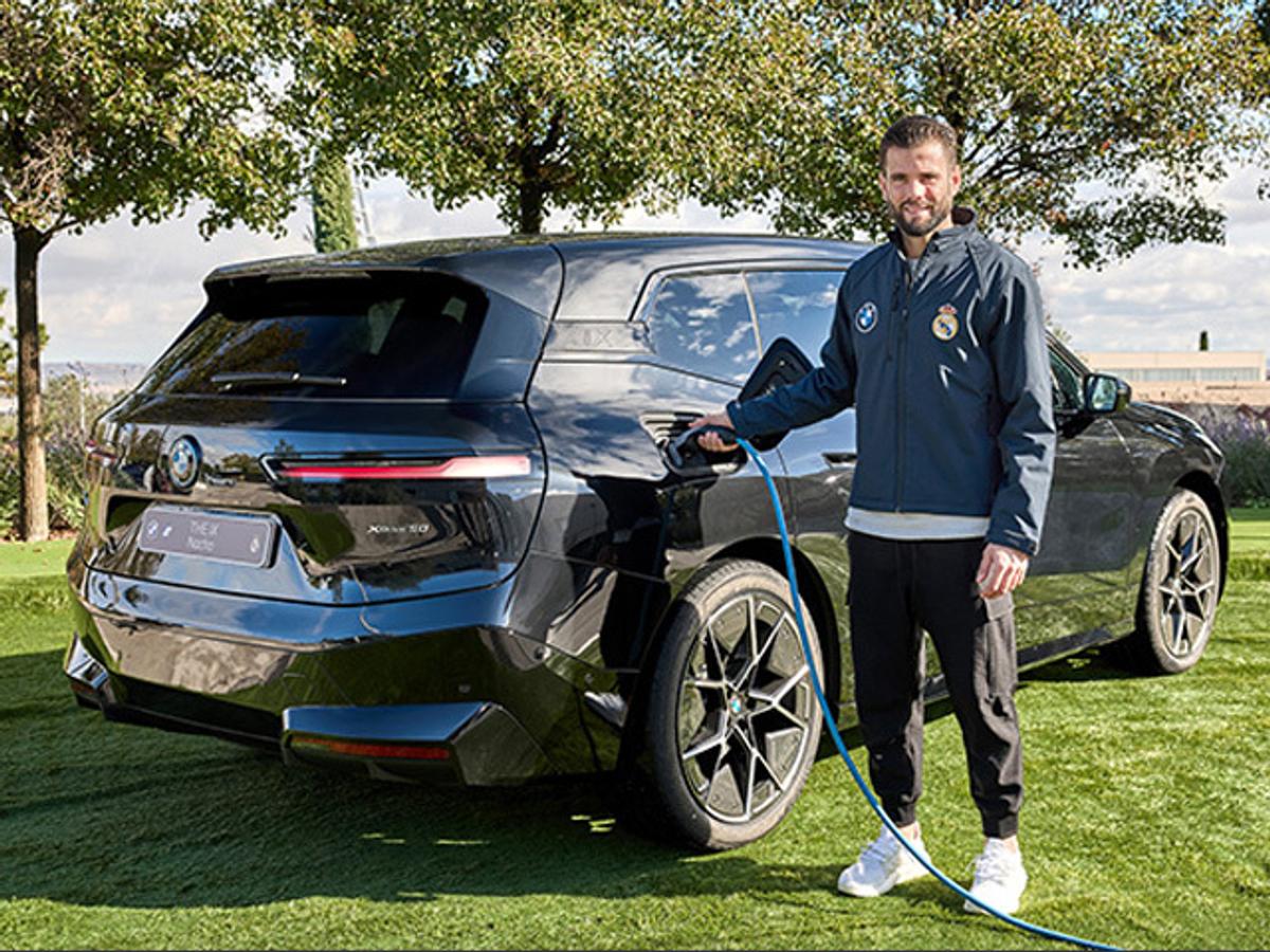BMW vinde mașinile folosite de jucătorii lui Real Madrid » Cât costă bolizii cu care au mers Vinicius, Modric și Kroos