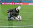 Florin Tănase și „comoara” Zian, pe gazon după victoria FCSB-ului / FOTO: Cristi Preda (GSP)