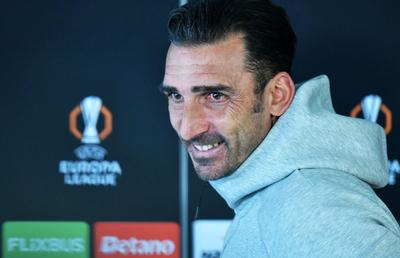 Imediat după FCSB - Midtjylland,  Elias Charalambous le-a răspuns criticilor săi în conferință: „Preotul meu mi-a spus niște lucruri”