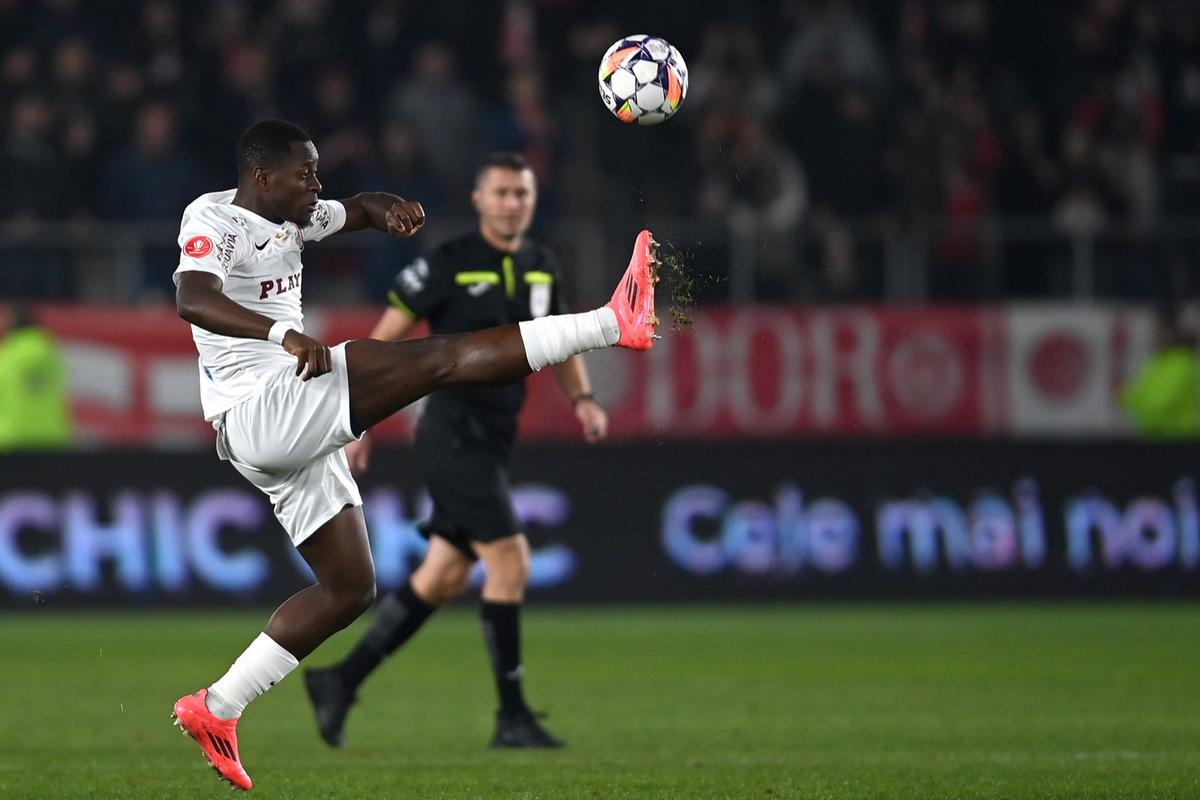 Dinamo - CFR Cluj, etapa #16 din Superliga