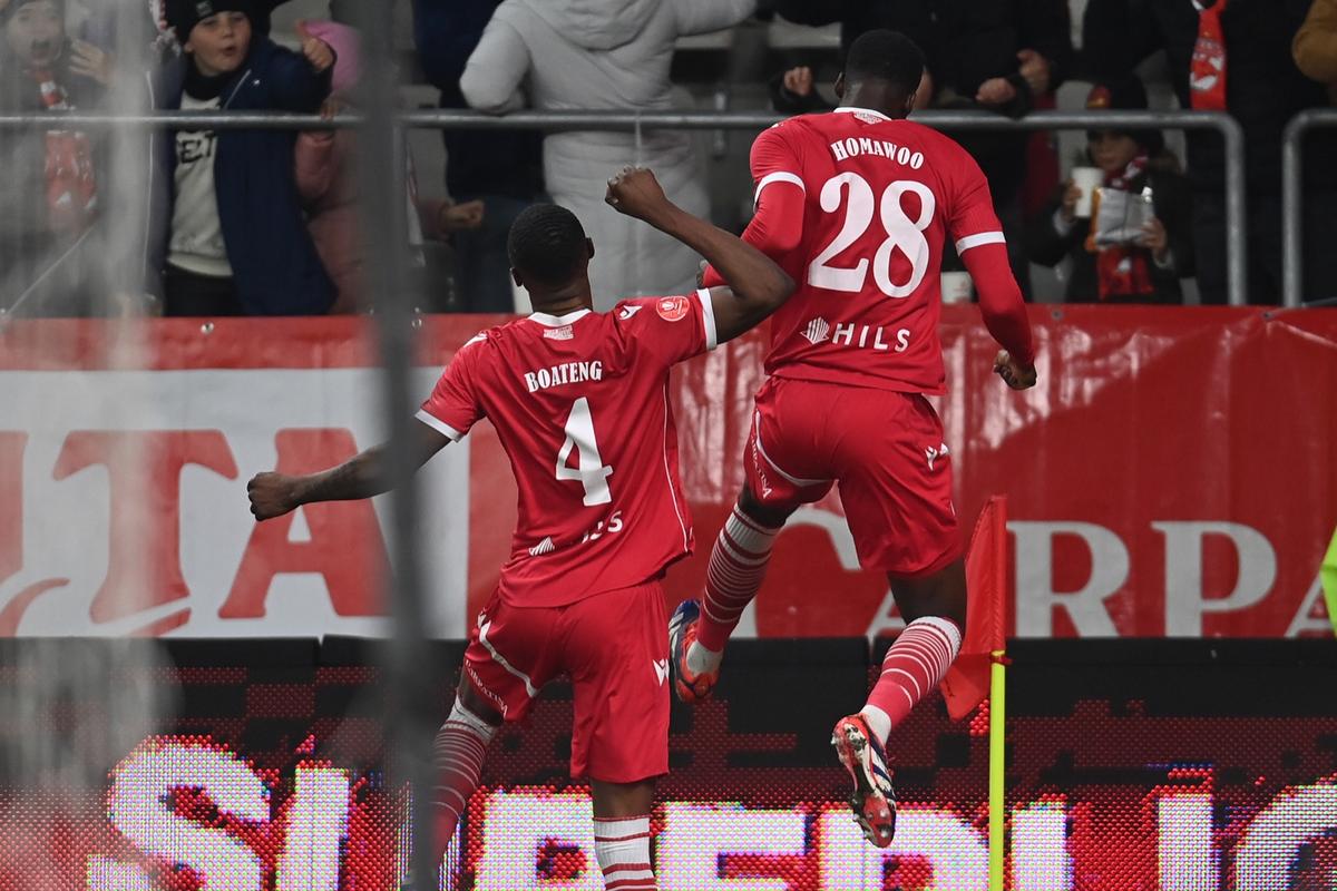 Dinamo - CFR Cluj, etapa #16 din Superliga