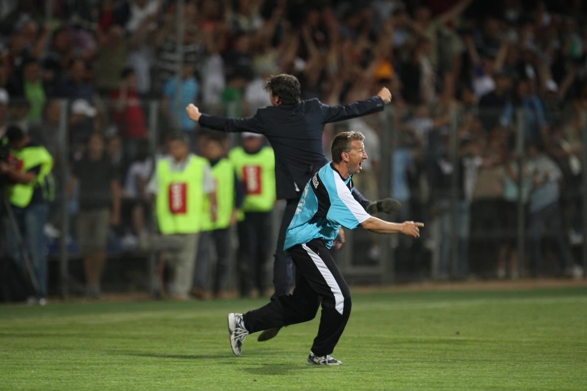 Dan Petrescu de colecție: imagini memorabile de la meciul de titlu din 2009, Urziceni - Dinamo