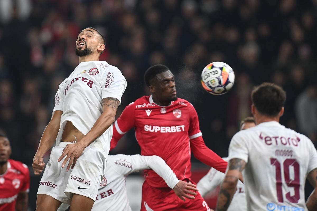Dinamo - CFR Cluj, etapa #16 din Superliga