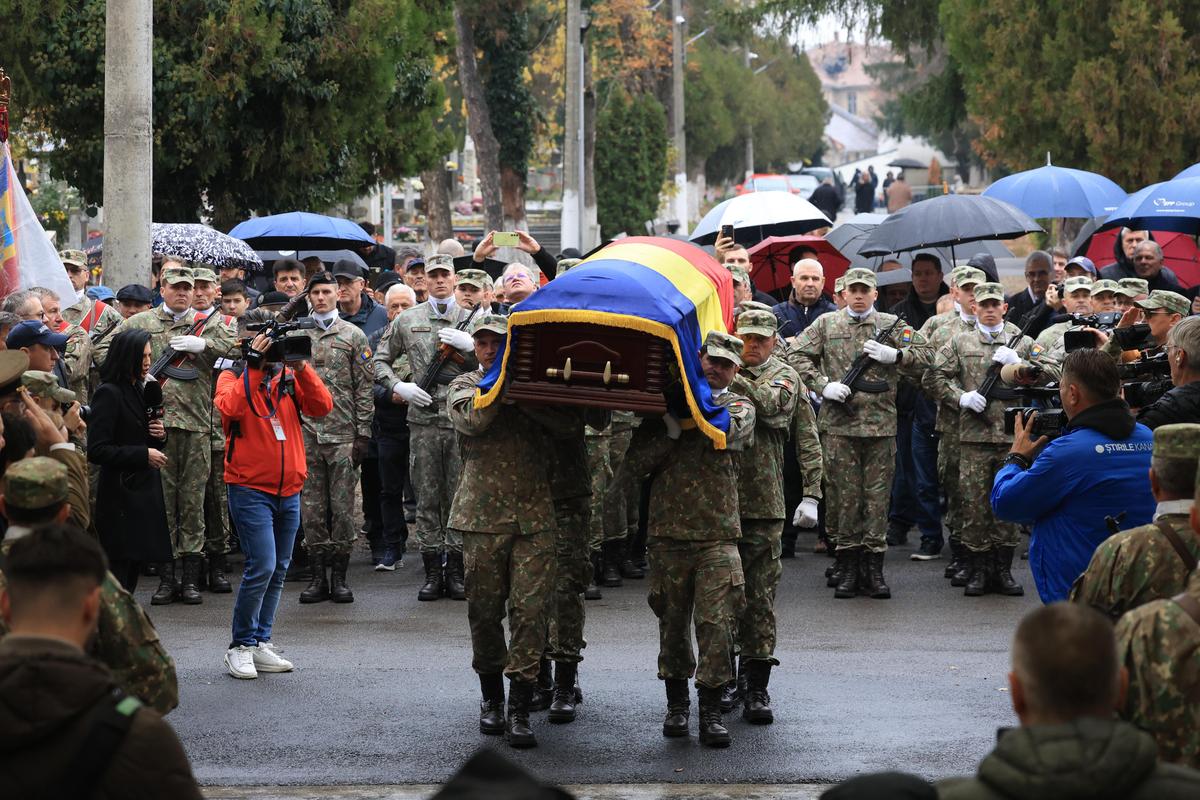 Emeric Ienei a fost înmormântat la Cimitirul „Rulikowski” // foto: GSP.ro