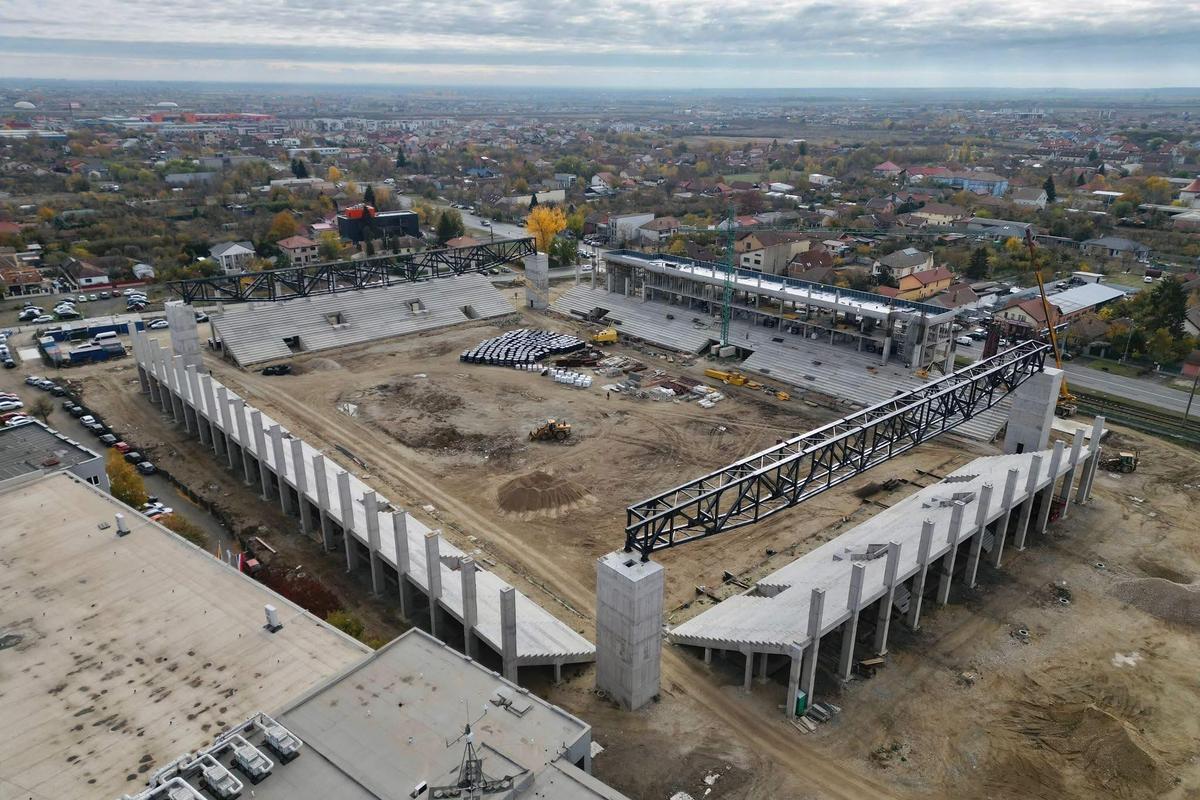 Burleanu a vizitat șantierul noului stadion: „Va fi gata anul viitor”